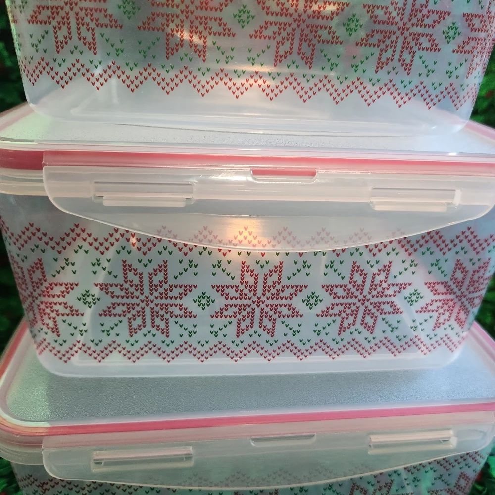 Christmas food storage containers Snap Lid ugly sweater snowflakes new